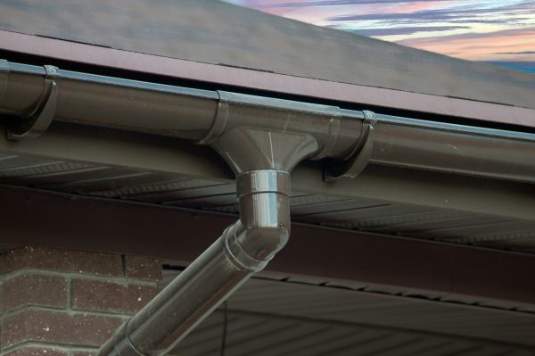 Cost of Building Gutter Installation in Kenner