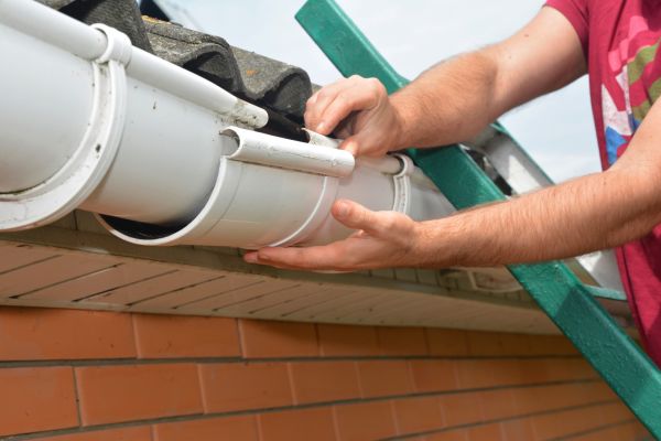 Large Gutter Repair in Kenner