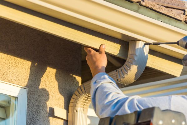 Aluminum Rain Gutter Service in Kenner