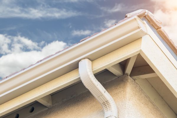 Seamless Gutter Replacement in Kenner